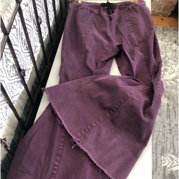 Free People curvy Float on Flares - Picture 12 of 15
